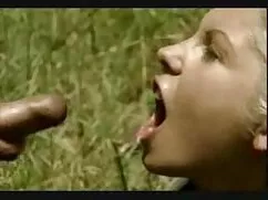 cặp đôi mỹ đen phim sex mỹ đen đẹp trên bãi biển,