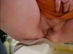 Đói đĩ bằng sàn nhà sau khi một mình sec my den